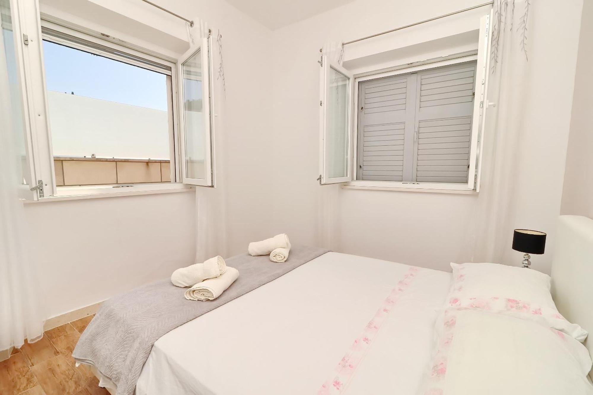 Villa Ivana Zrnovo Ngoại thất bức ảnh