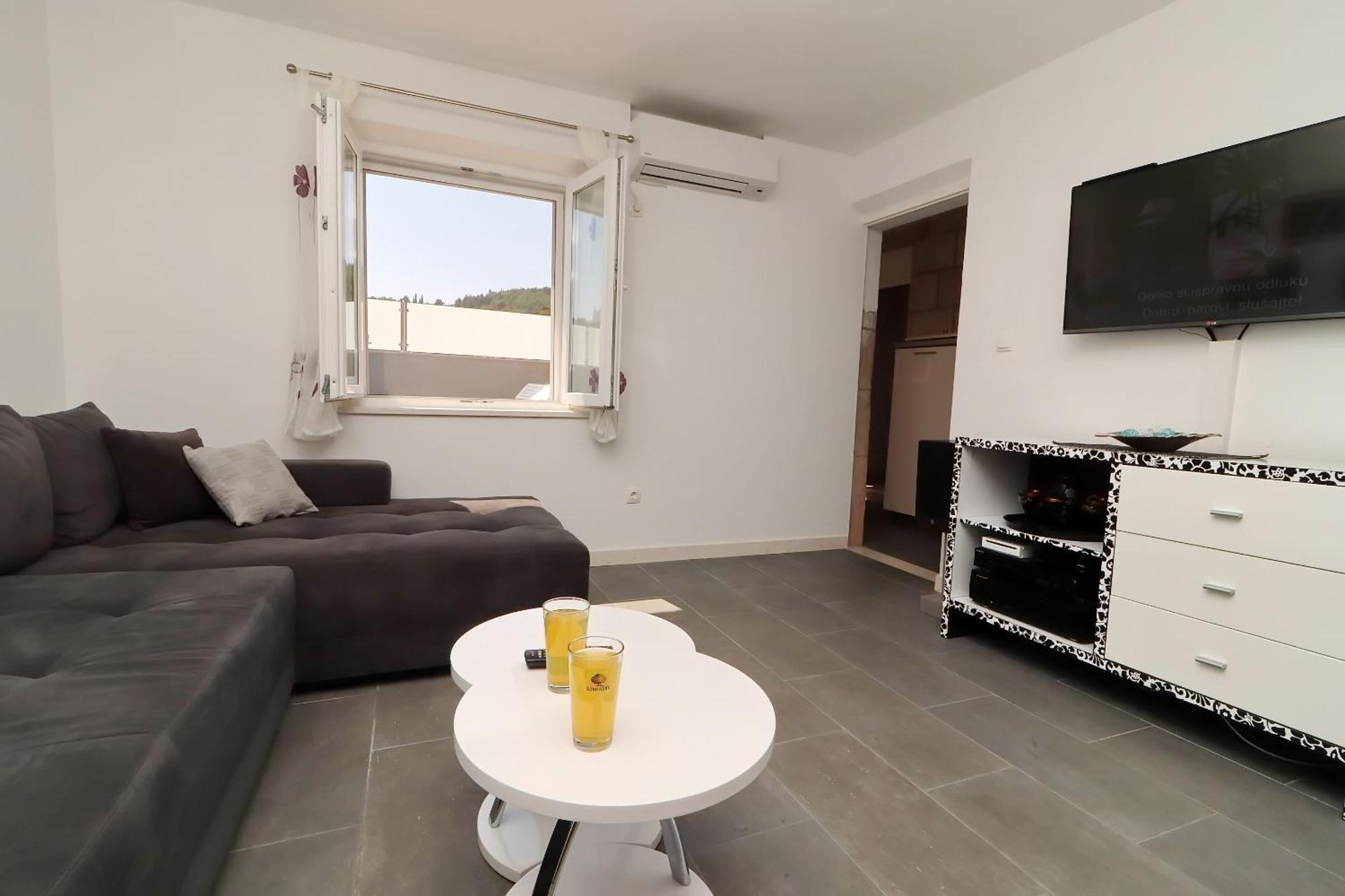 Villa Ivana Zrnovo Ngoại thất bức ảnh