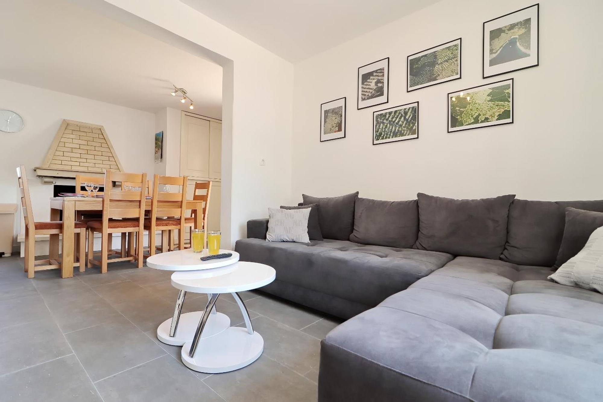 Villa Ivana Zrnovo Ngoại thất bức ảnh
