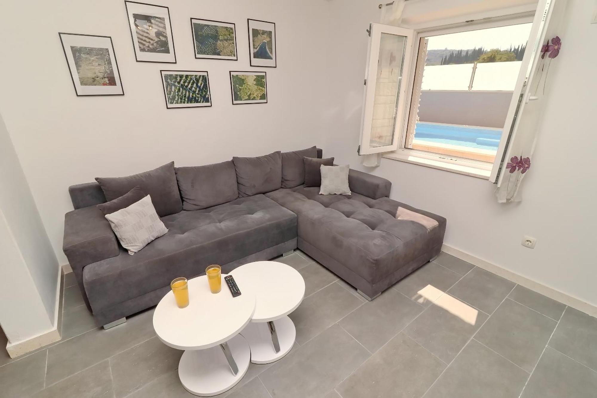 Villa Ivana Zrnovo Ngoại thất bức ảnh